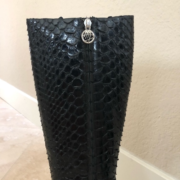 Massimo Dogana Genuine Black Python Boots - Picture 9 of 10